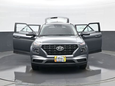 New 2026 Hyundai Venue SE image 31
