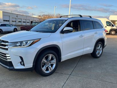 Used 2017 Toyota Highlander Limited