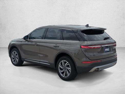 Used 2025 Lincoln Corsair FWD image 8