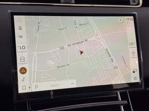 Used 2026 Land Rover Range Rover Evoque Dynamic SE image 13