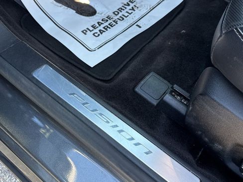 Used 2017 Ford Fusion Titanium image 11