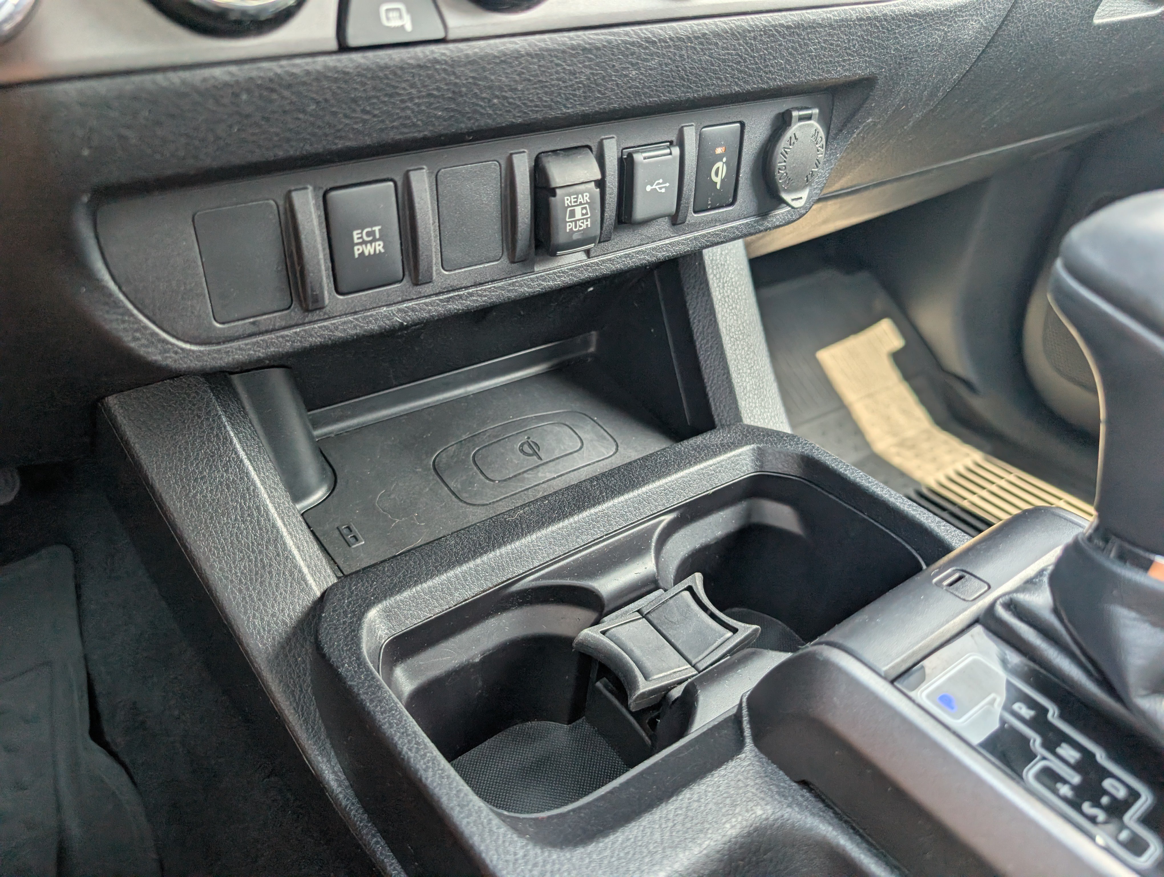 Used 2021 Toyota Tacoma TRD Sport AWD/4WD image 21