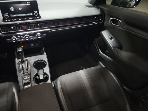 Used 2022 Honda Civic Sport image 13