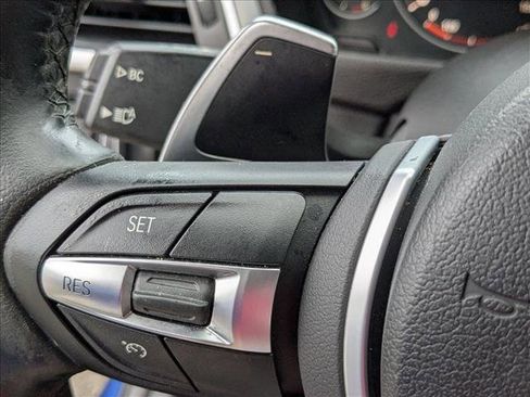 Used 2018 BMW 340i Sedan w/ Executive Package image 15