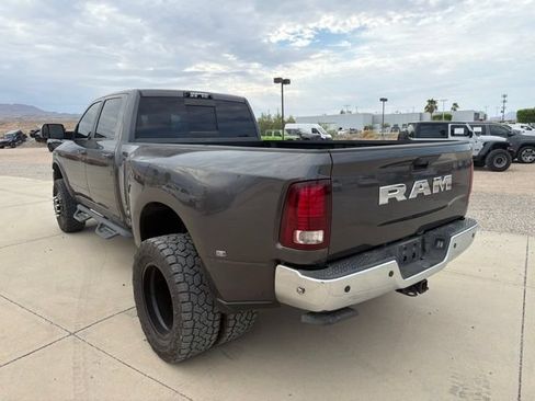 Used 2018 RAM 3500 Laramie w/ Sport Appearance Group AWD/4WD image 4