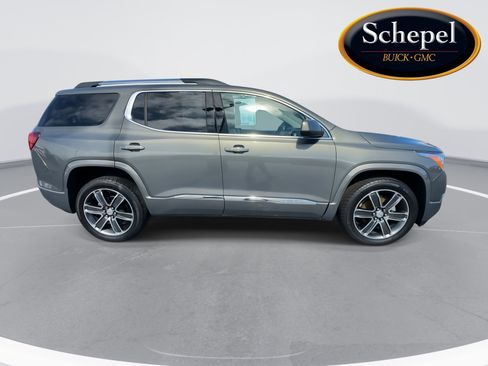 Used 2018 GMC Acadia Denali w/ Technology Package AWD/4WD image 9
