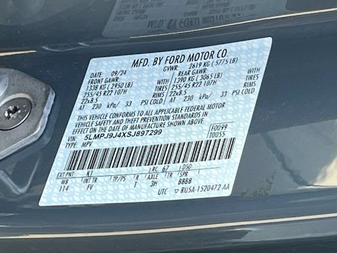 Used 2025 Lincoln Nautilus Black Label AWD/4WD image 34