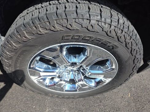 Used 2023 RAM 1500 Big Horn image 14