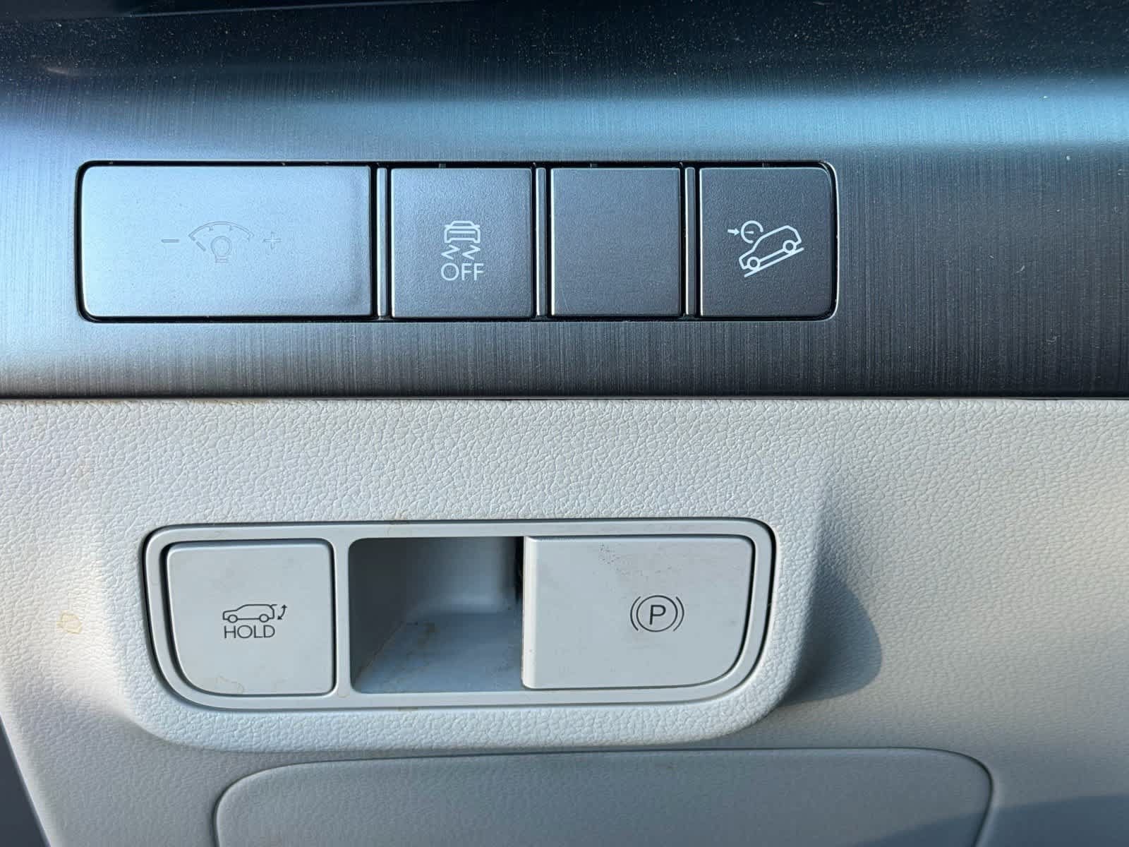Used 2024 Hyundai Kona Limited FWD image 20
