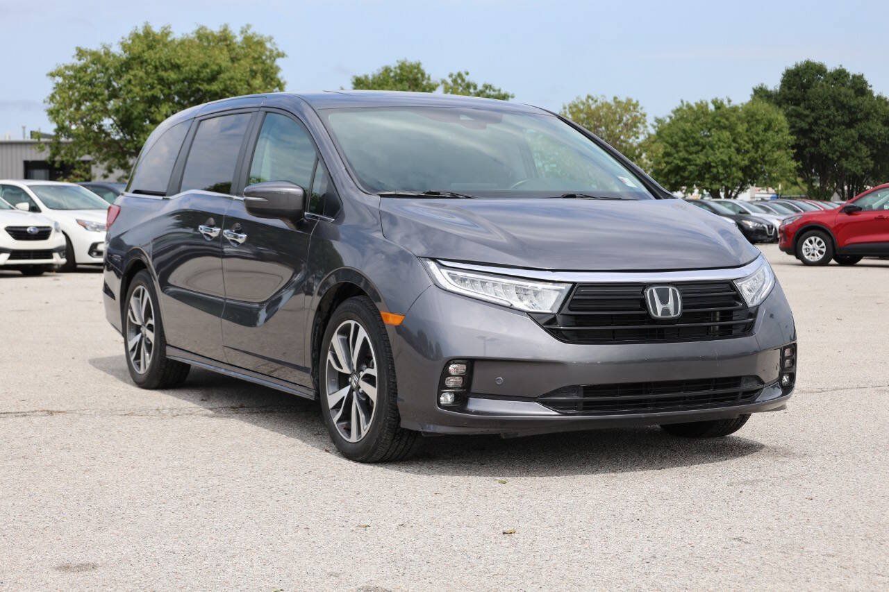 Used 2023 Honda Odyssey Touring image 4