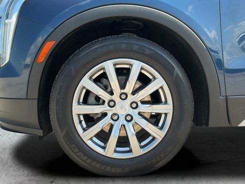 Used 2021 Cadillac XT4 Premium Luxury FWD image 22