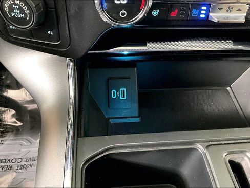 Used 2021 Ford F150 Lariat w/ Equipment Group 502A High image 33