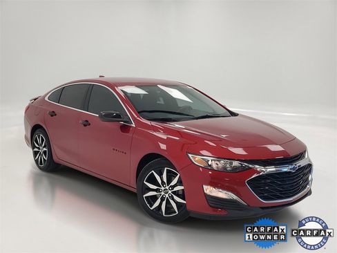 Used 2022 Chevrolet Malibu RS image 1