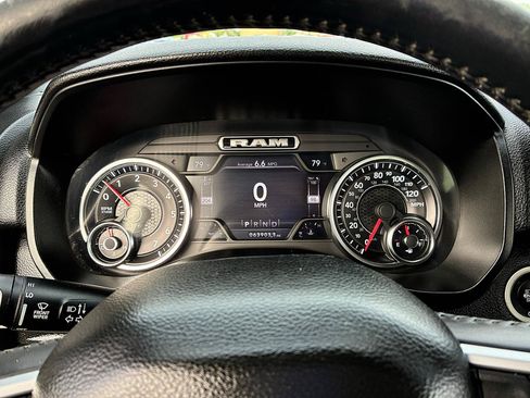 Used 2021 RAM 1500 Lone Star AWD/4WD image 16