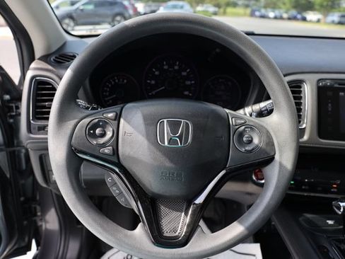 Used 2016 Honda HR-V EX image 17