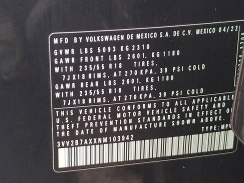 Used 2022 Volkswagen Tiguan SE image 33