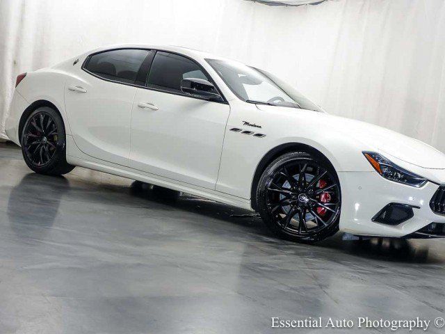 Used 2022 Maserati Ghibli Modena Q4 AWD/4WD image 4