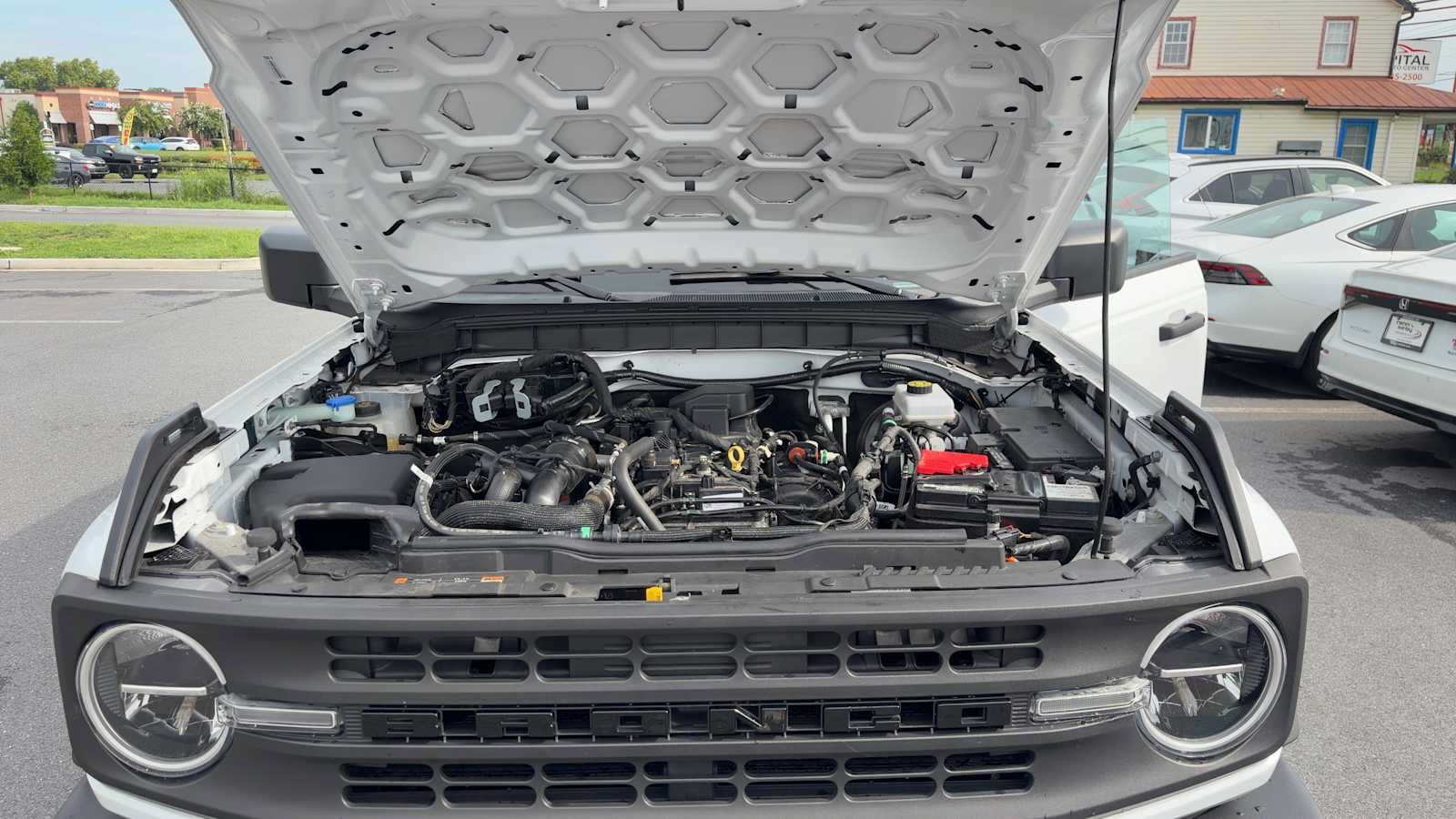 Used 2023 Ford Bronco 4-Door AWD/4WD image 10