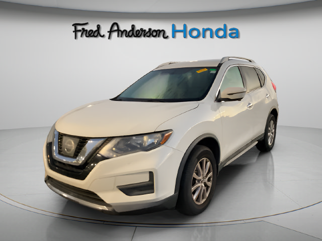 Used 2017 Nissan Rogue SV w/ SV Premium Package AWD/4WD image 2