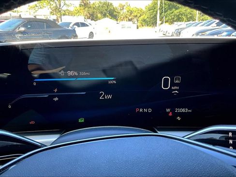 Used 2024 Cadillac Lyriq Luxury RWD image 13