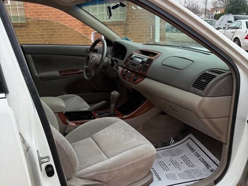 Used 2003 Toyota Camry LE FWD image 8