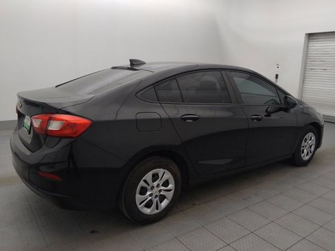 Used 2019 Chevrolet Cruze LS image 10