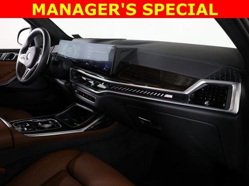 Used 2026 BMW X7 M60i AWD/4WD image 63