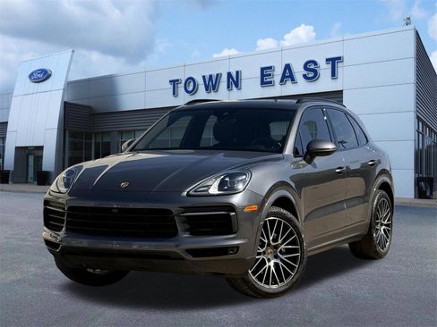 Used 2019 Porsche Cayenne image 1