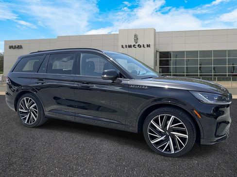 New 2026 Lincoln Aviator Black Label w/ Jet Appearance Package AWD/4WD image 1