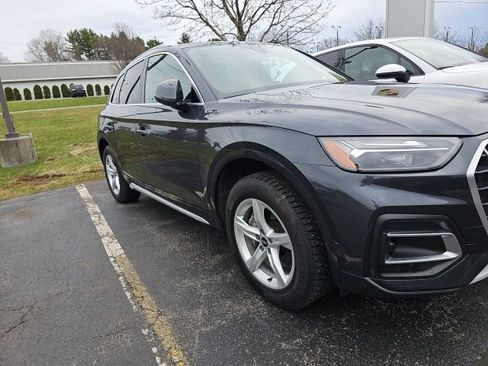 Used 2021 Audi Q5 2.0T Premium w/ Convenience Package AWD/4WD image 4