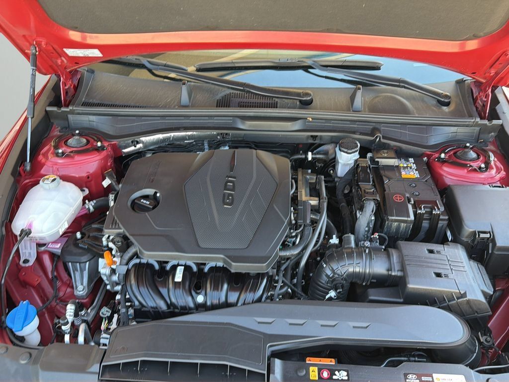 Used 2025 Hyundai Sonata SEL FWD image 31