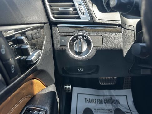 Used 2016 Mercedes-Benz E 400 4MATIC Coupe image 26