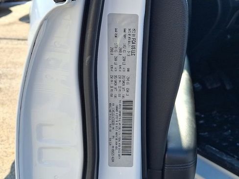 Used 2019 Dodge Durango GT image 27