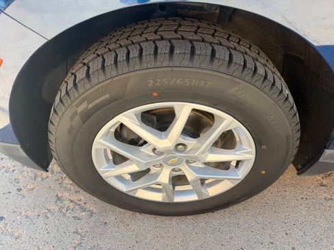 Used 2022 Chevrolet Equinox LT AWD/4WD image 6