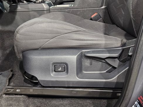 Used 2024 Toyota Tacoma SR5 image 23