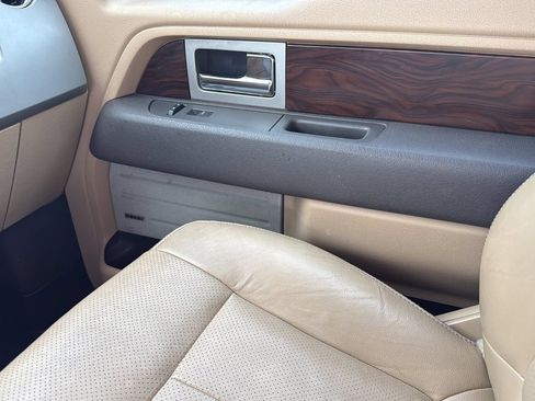 Used 2012 Ford F150 Lariat w/ Lariat Chrome Pkg AWD/4WD image 23