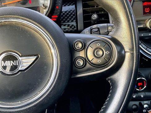 Used 2016 MINI Cooper S image 17