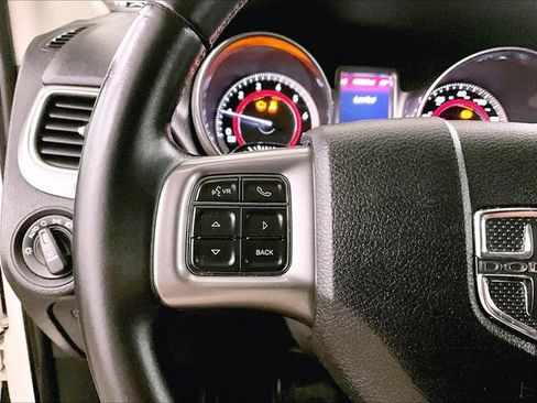 Used 2019 Dodge Journey Crossroad FWD image 17