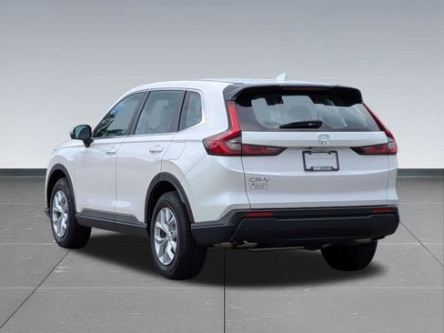 Used 2024 Honda CR-V LX image 4
