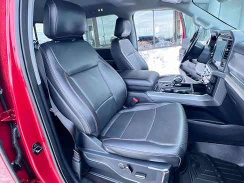 Used 2021 Ford F150 Lariat w/ Max Trailer Tow Package image 28