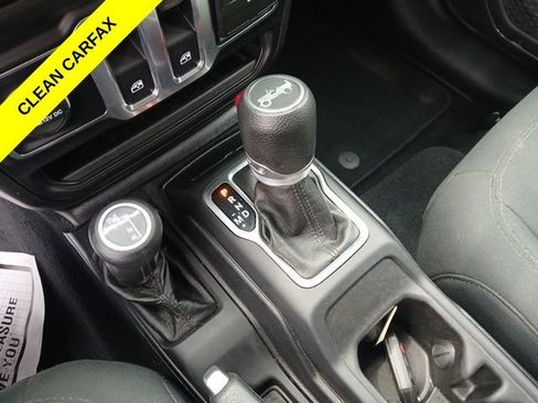 Used 2019 Jeep Wrangler Sport AWD/4WD image 18
