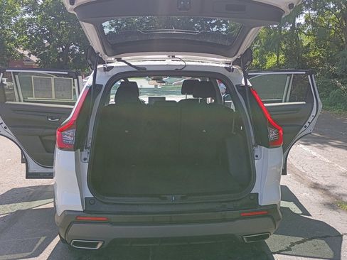Used 2023 Honda CR-V Sport image 13