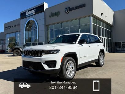 New 2025 Jeep Grand Cherokee Laredo X w/ Trailer Tow Package