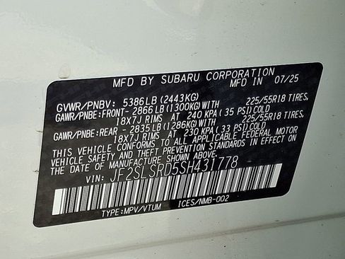 Certified 2025 Subaru Forester Limited image 27