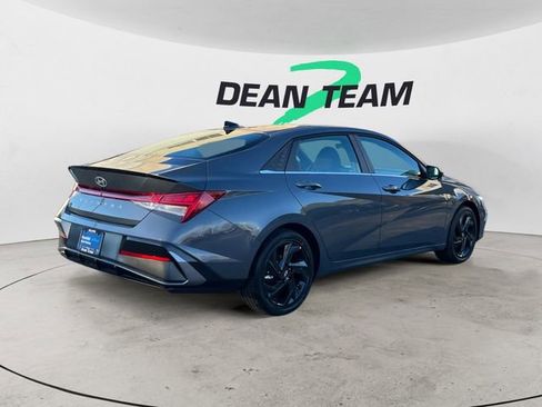 New 2026 Hyundai Elantra SEL Sport Premium FWD image 7