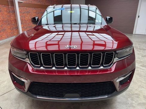 Used 2022 Jeep Grand Cherokee Limited 4xe image 8