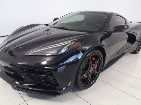 Used 2021 Chevrolet Corvette Stingray Premium Cpe w/ Z51 Performance Package RWD image 76