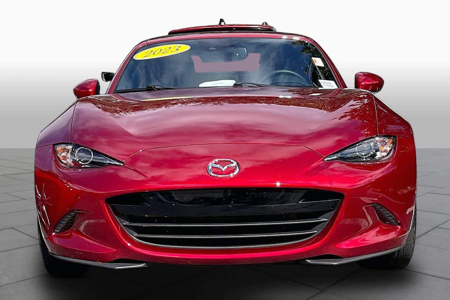 Used 2023 MAZDA MX-5 Miata Grand Touring RWD image 4