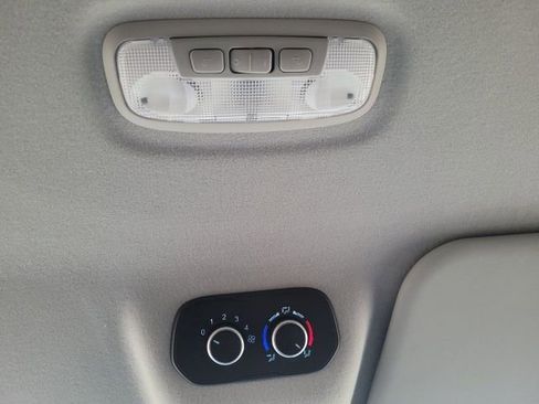 Used 2020 Ford Transit 350 XL image 15