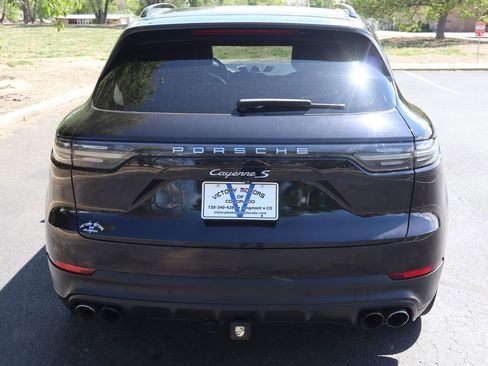 Used 2019 Porsche Cayenne S AWD/4WD image 6